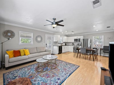 Living area at 1137 Richardine Ave - 3 bed 2 bath home