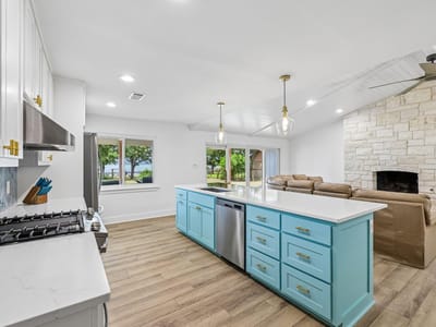 Living area at 114 Agarita Dr - 3 bed 2 bath home