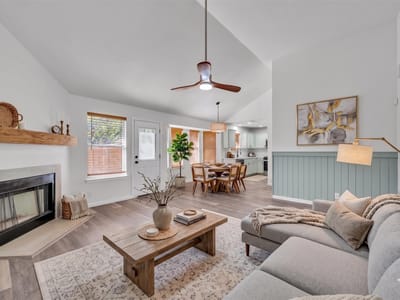 Living area at 114 Evergreen Cir - 3 bed 2 bath home