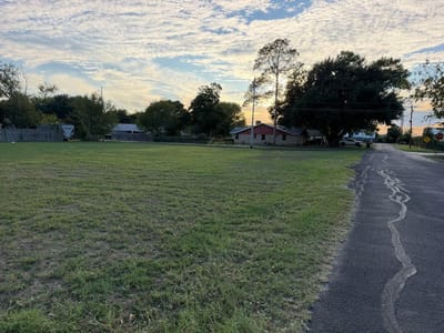 Photo 5 of 8 at 114 Hasler ST - Bastrop, Bastrop, TX