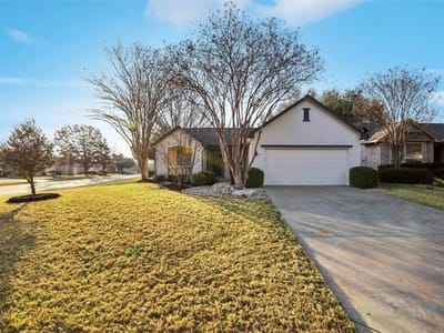 Living area at 114 Sotol PASS - 2 bed 2 bath home