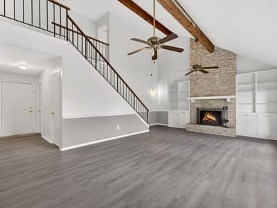 Kitchen at 11401 Windermere Mdw - 4 bed 2 bath home