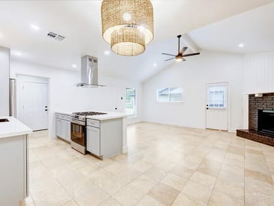 Kitchen at 11417 Ptarmigan DR - Quail Hollow Sec 04, Austin, TX
