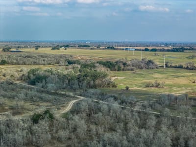 Property photo 2 at 1144 Treetop LN - N/A, Luling, TX