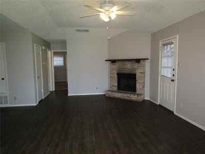 Kitchen at 11443 Ptarmigan Dr - Quail Hollow Sec 04, Austin, TX