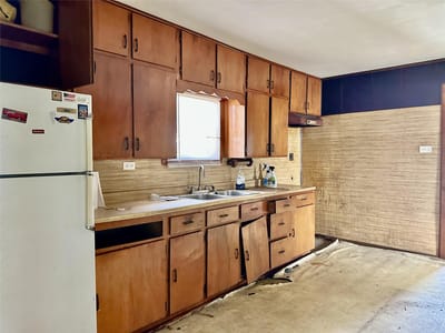 Bathroom at 1148 Old Nails Creek Rd - 1 bed 1 bath home
