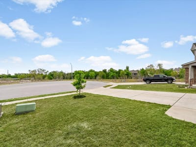 Primary bedroom at 115 Cibolo Creek Dr - 3 bed 2 bath home