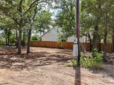 Property photo 4 at 115 Eaglenest CT - Lake Thunderbird, Smithville, TX