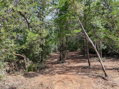 Property photo 5 at 115 Eaglenest CT - Lake Thunderbird, Smithville, TX