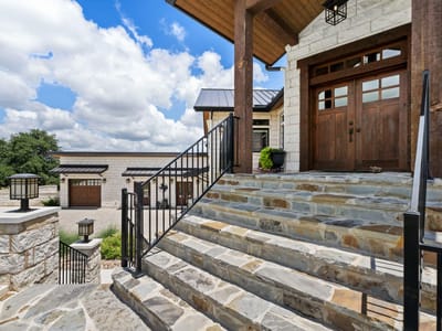 Photo 4 of 40 at 115 Trophy Oak PT - 5 bed 4 bath home