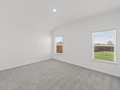 Photo 4 - 115 Wirepass CRST Photo 4 of 11 at 115 Wirepass CRST - 3 bed 2 bath home