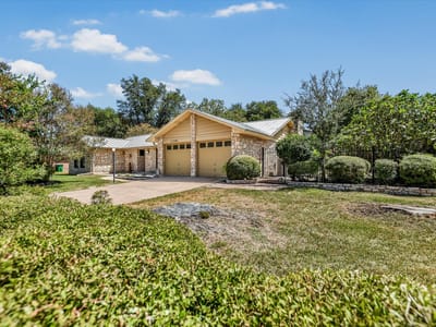 Property photo 2 at 11501 Buckingham RD - 3 bed 2 bath home