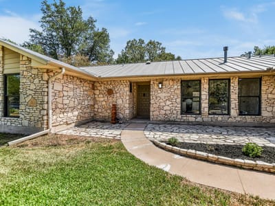 Property photo 3 at 11501 Buckingham RD - 3 bed 2 bath home