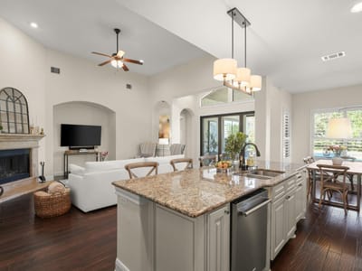 Property photo 4 at 116 Desert Forest CT - 4 bed 4 bath home
