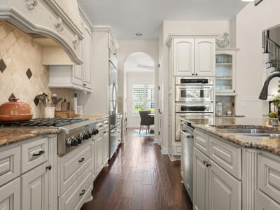 Property photo 5 at 116 Desert Forest CT - 4 bed 4 bath home