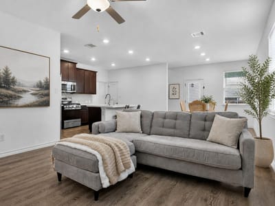 Living area at 116 Gracie WAY - 3 bed 2 bath home