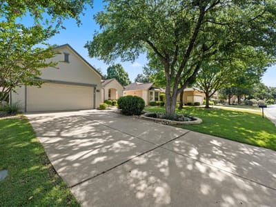Property photo 4 at 116 Harness LN - 2 bed 2 bath home