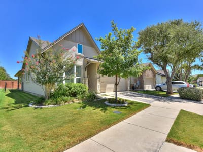 Living area at 116 Monterey Oak TRL - 2 bed 2 bath home