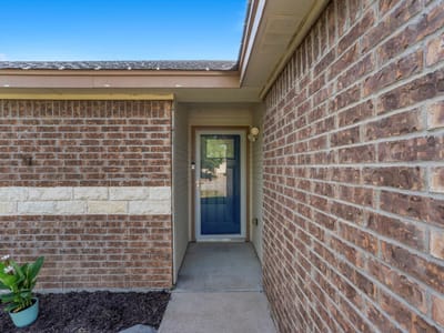 Kitchen at 116 Soapstone DR - 3 bed 2 bath home