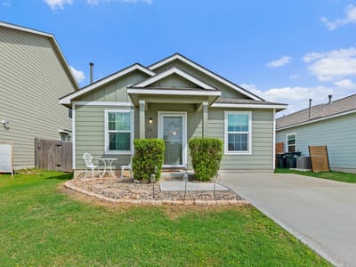 Living area at 116 Soapstone PASS - 3 bed 2 bath home