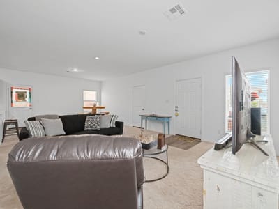 Primary bedroom at 116 Standing Rock LN - 3 bed 2 bath home