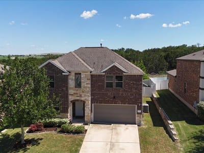 Living area at 11600 River Plantation DR - 5 bed 3 bath home