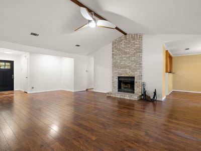 Property photo 4 at 11608 Tanglebriar TRL - 4 bed 2 bath home