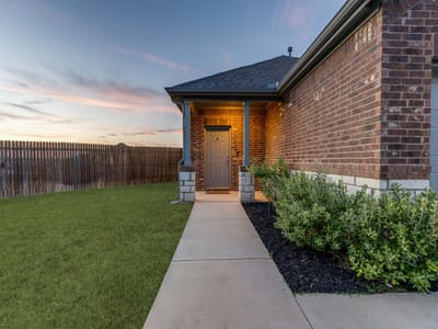 Property photo 4 at 11610 Connaught CV - 3 bed 2 bath home