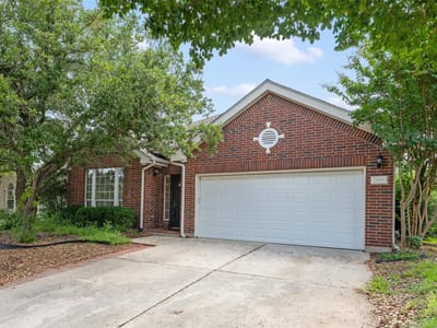 Property photo 2 at 11619 Sonoma DR - 4 bed 2 bath home