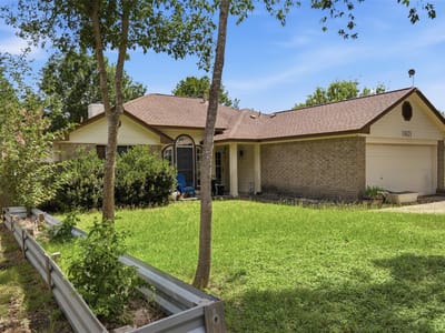 Kitchen at 11623 Maybach DR - 3 bed 2 bath home