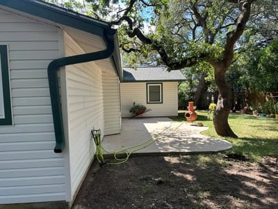 Photo 2 of 30 at 11624 Quarter Horse TRL - 4 bed 2 bath home