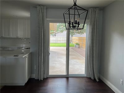 Living area at 11636  Quarter Horse Trl - 3 bed 2 bath home