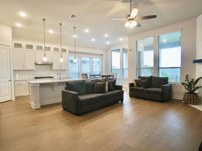 Kitchen at 117 Missouri Primrose Ln - 4 bed 3 bath home