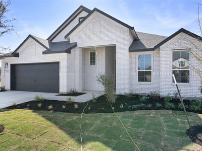 Property photo 3 at 117 Sandrock TRL - 4 bed 3 bath home