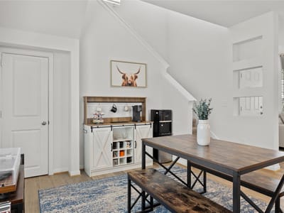 Property photo 2 at 117 Shenandoah DR - 3 bed 2 bath home