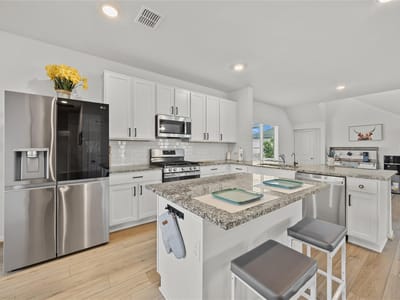 Property photo 5 at 117 Shenandoah DR - 3 bed 2 bath home