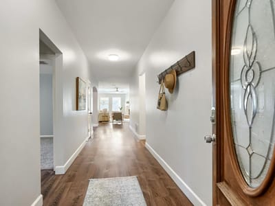 Primary bedroom at 117 Walnut Creek DR - 3 bed 2 bath home