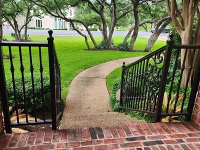 Property photo 5 at 11710 Uplands Ridge DR - 5 bed 3 bath home