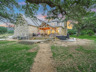 Photo 5 of 39 at 1174 Royal Eagle Dr - 6 bed 5 bath home