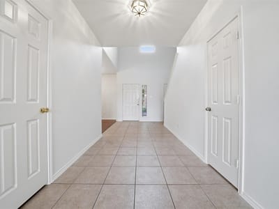 Kitchen at 118 Invierno ST - 4 bed 2 bath home