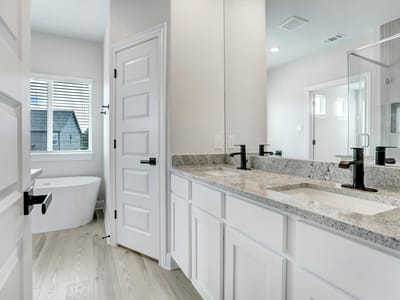 Bathroom at 118 Periwinkle LN - 5 bed 3 bath home