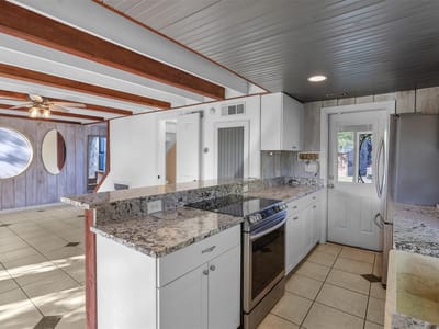 Primary bedroom at 118 Topspin CIR - 2 bed 2 bath home