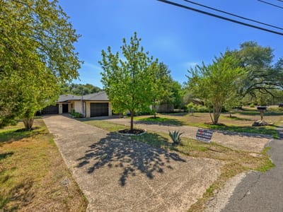 Photo 2 - 11805 Bell Ave Unit #A Photo 2 of 30 at 11805 Bell Ave Unit #A - 2 bed 2 bath home