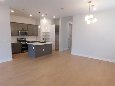 Property photo 4 at 11808 Dillon Falls Dr - 3 bed 2 bath home