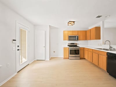 Property photo 4 at 11809 Briarcreek LOOP - 3 bed 2 bath home