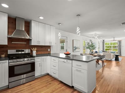 Property photo 5 at 1184 Navasota ST - 3 bed 2 bath home