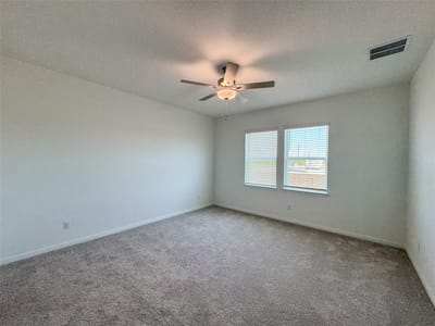 Property photo 4 at 119 Jake Pine DR - 4 bed 2 bath home
