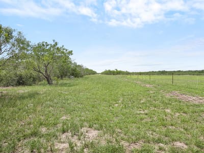 Property photo 4 at 1190 Dickerson RD - None, Lockhart, TX