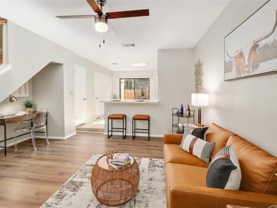 Photo 5 of 21 at 11901 Swearingen DR Unit #32 - 2 bed 1 bath home