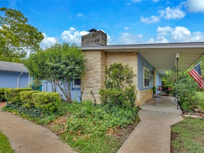 Property photo 2 at 11909 Bluebonnet LN - 3 bed 2 bath home